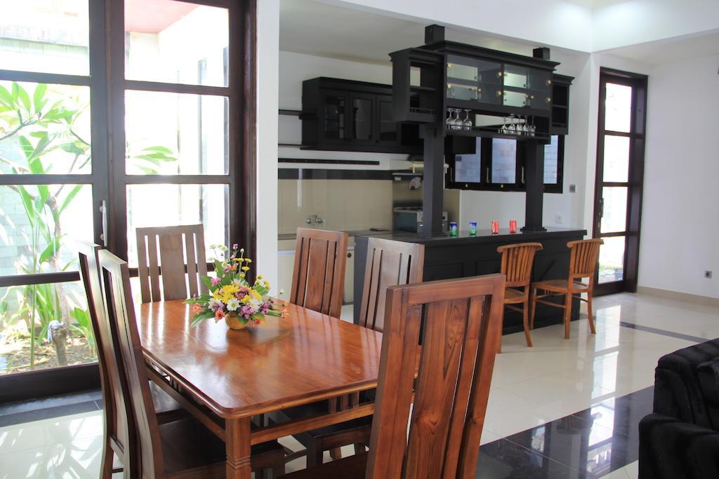 Ketut Villa Sanur Room photo